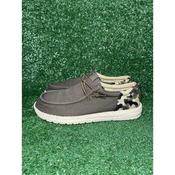 Hey Dude Wally Funk Youth Brown & Camo Slip On Shoes Youth Size 6 Womens Size 7 - Picture 4 of 9